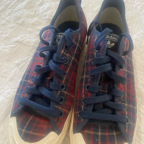 Adidas Women’s platform - Picture 2 of 5